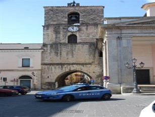 Minaccia e violenza privata ai danni del titolare di un bar. Il fatto è accaduto ad Isernia Restituito, inoltre, portafogli contenente 900 euro in contanti