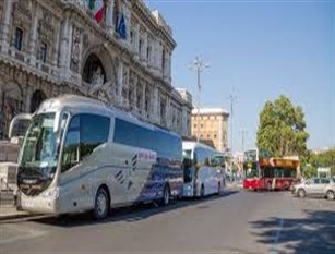 Campidoglio, da Tar primo via libera a nuove regole per bus turistici Respinta la richiesta di sospensiva. I giudici: “Prevalga interesse generale”